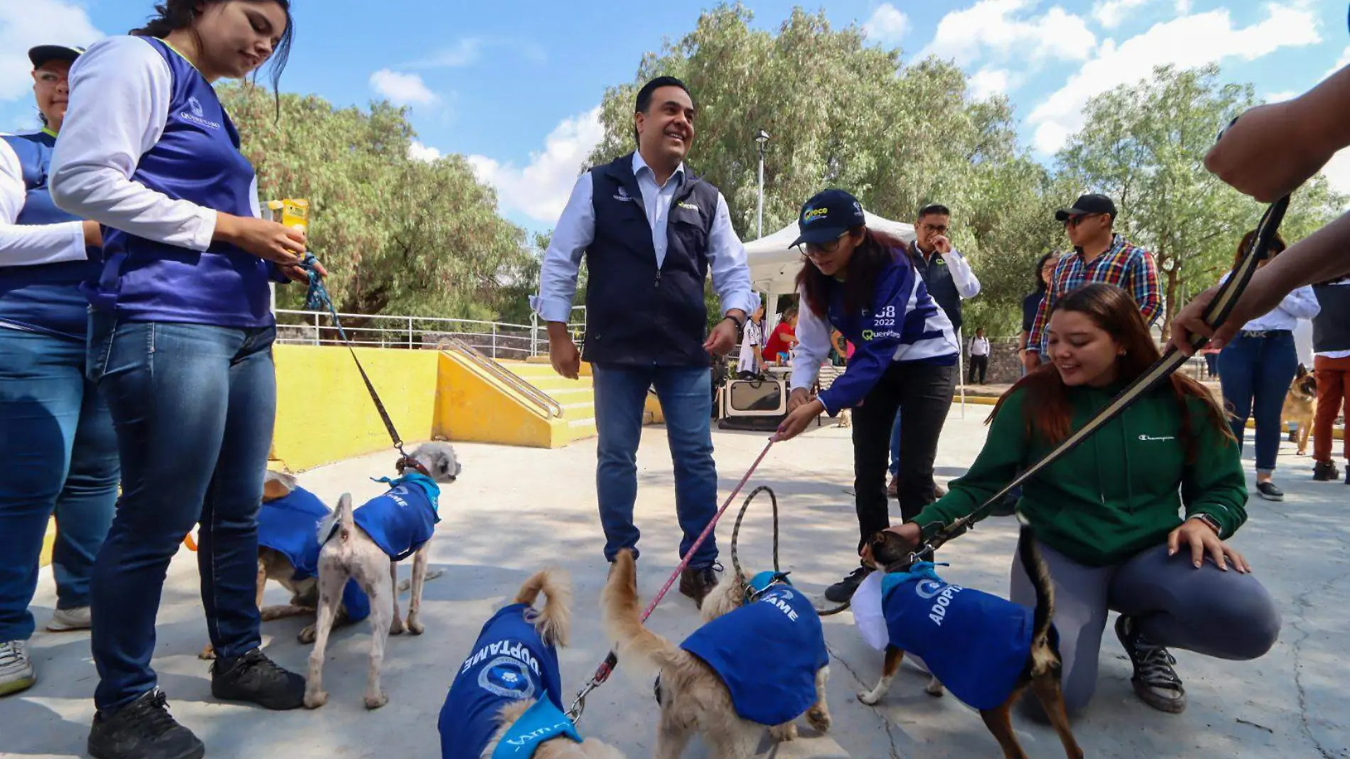 1A FERIA CANINA EN AV EPIGMENIO GONZALEZ